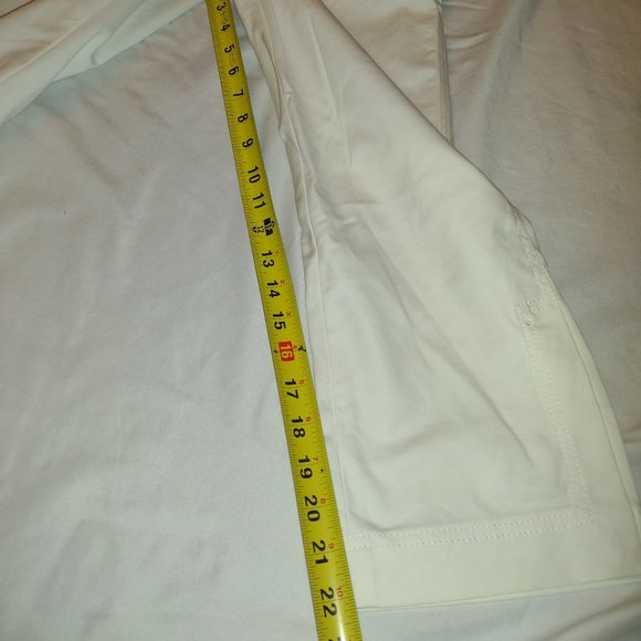 Banana Republic Capris - Picture 3 of 8